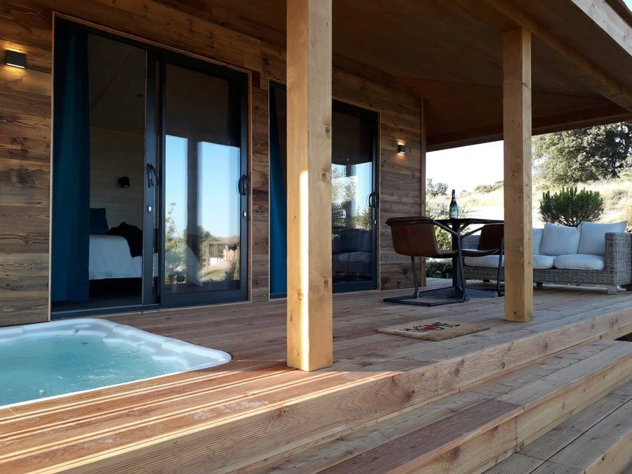 Rétroviseur sport Trésors de Campagne -Cabane dans les arbres des Baies sauvages avec jacuzzi privatif