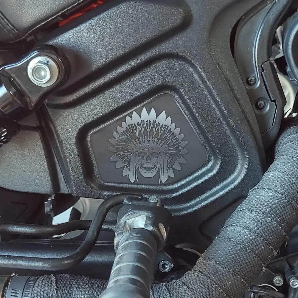 Insert de cadre central Indian Scout - Skull Warbonnet V2 avec Garantie