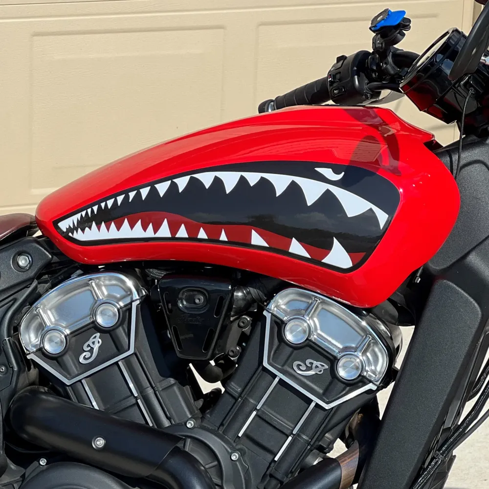 Support GPS moto Bomber - Indian Scout - Couleur du réservoir entier