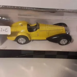 Alfa Roméo 8C 2900 jaune de 1938 avec 3 ans de garantie