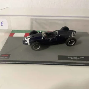 Cooper T51 bleue foncée numéro 4 de 1959 (Formule 1)