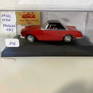 Facel Véga Facellia rouge de 1962 de la Gamme Sport