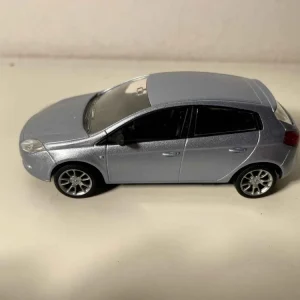 Haute Résistance Fiat Nuova Bravo bleue grisée?
