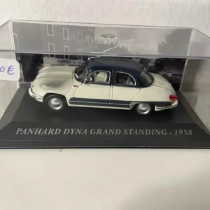 Kit d'outils mécanique Panhard Dyna gros standing blanc cassé et grise de 1958