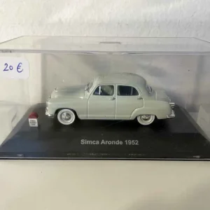 Kit d'outils mécanique Simca Aronde grise de 1952 (avec borne sur le socle)