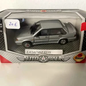 Lada Vaz 2115 grise pour Conduite hivernale