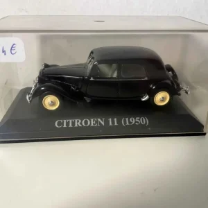 Siège auto groupe Citroën 11 noire de 1950 (boite plexi)