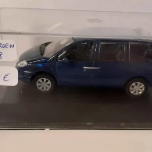 Certifié CE Citroën C8 bleue foncée (boite plexi)
