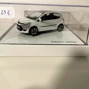 Protège-mains Renault Twingo blanche avec rayures toutes couleurs sur le toit (boite carrée)