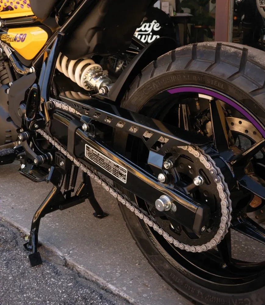 Kettenschutz für Guerrilla 450 Cafe Twin