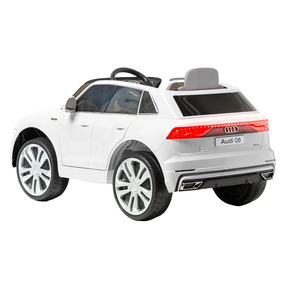 Macchina Elettrica Audi Q8 Bianca 12v 4,5ah 116x73x54cm
