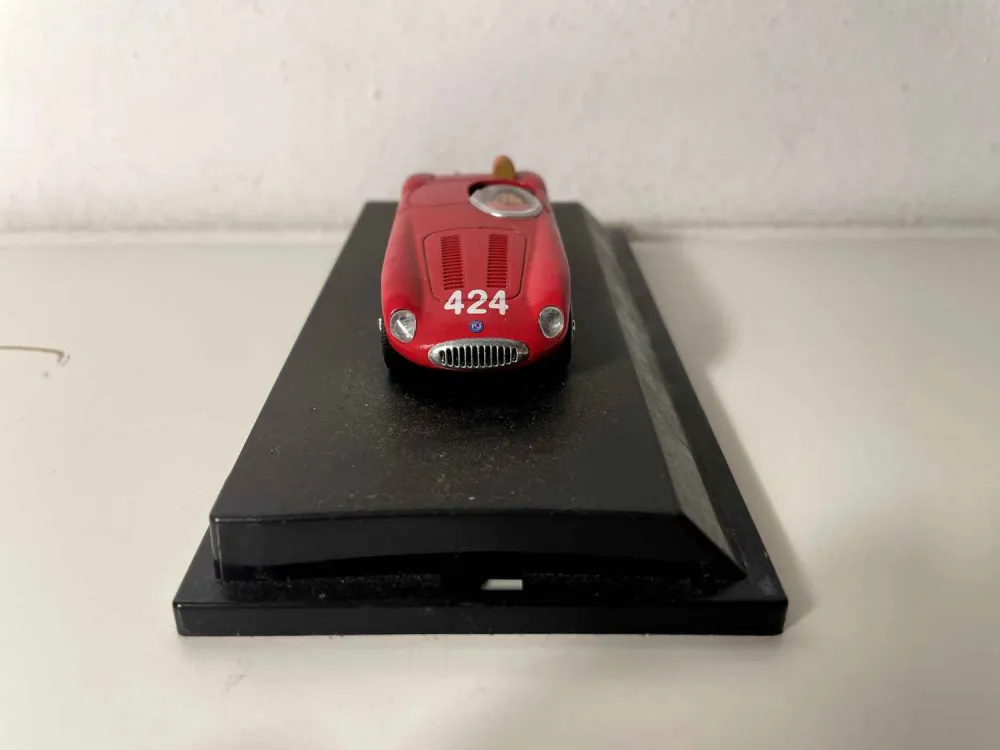 Osca MT4 1500 rouge numéro 424 - Mille Miglia de 1956 (collection Starline Models)