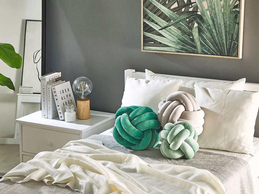 Panne Knot Cushion 20 x 20 cm Green MALNI