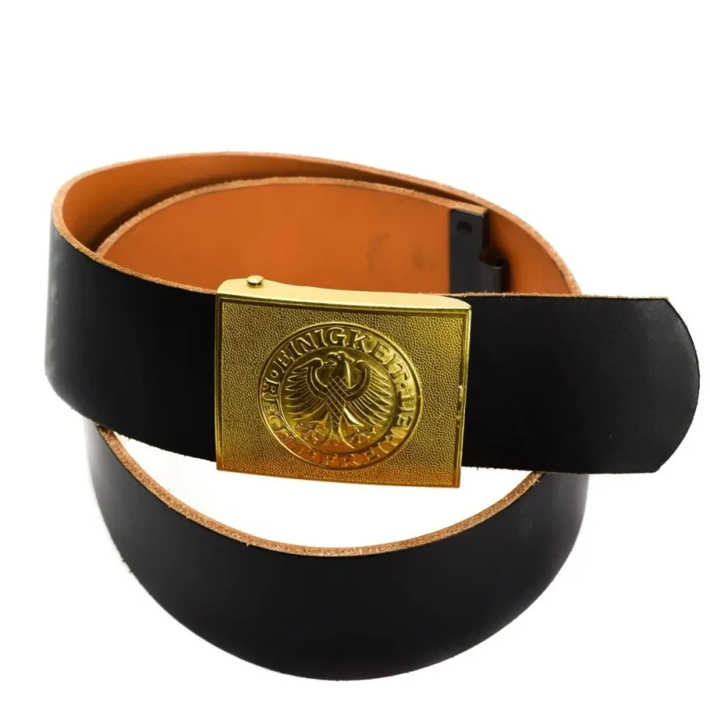 Protection thermique Pantalon militaire d'origine de l'armée allemande avec ceinture en cuir noir