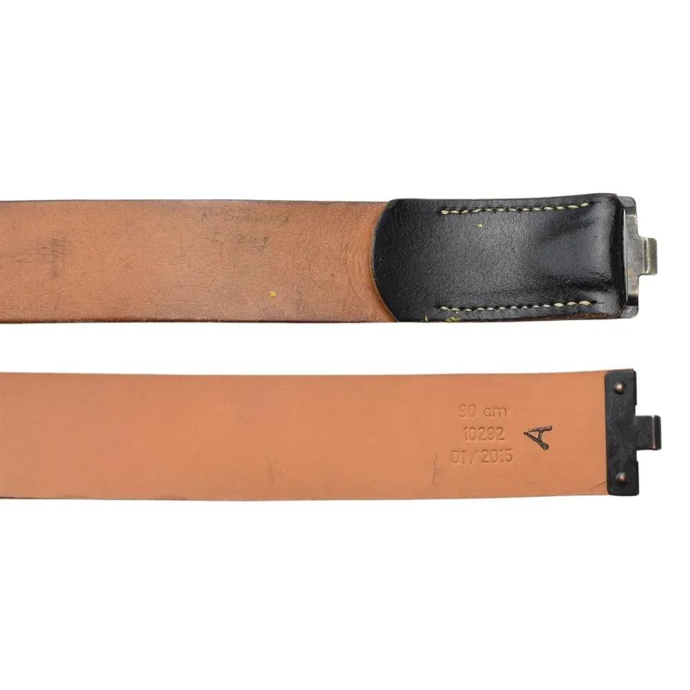 Protection thermique Pantalon militaire d'origine de l'armée allemande avec ceinture en cuir noir
