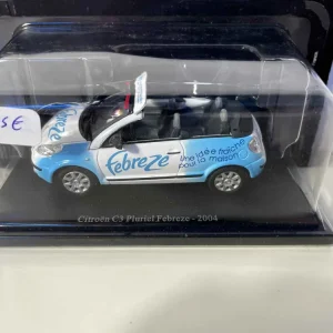 Citroën C3 Pluriel blanche et bleue Febrèze du tour de France de 2004