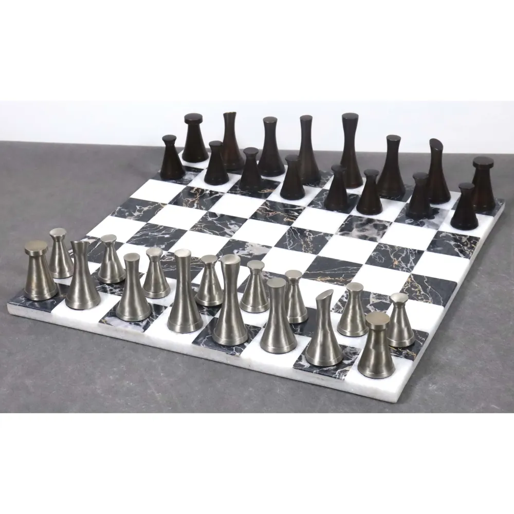 Ensemble de pièces d'échecs de luxe en laiton et métal de la série Tower 3.1" seulement - argent et antique