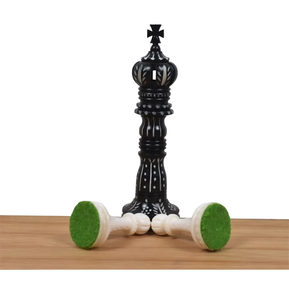 Jeu d'échecs en os de chameau sculpté à la main 4.3" British Series - Pièces d'échecs uniquement - Noir et blanc