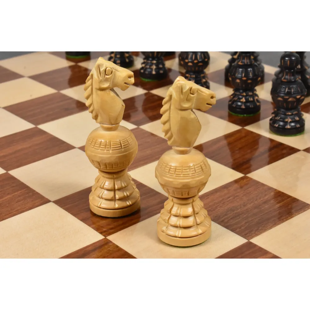 Jeu d'échecs 5" Gigantic Globe Series sculpté à la main - Pièces d'échecs uniquement - Buis ébénisé