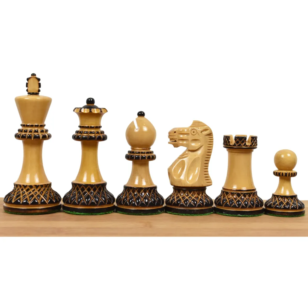 Jeu d'échecs sculpté Parker Staunton 3.9" - Pièces d'échecs uniquement - Buis laqué (brillant)