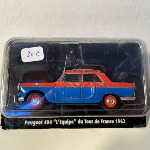Peugeot 404 rouge et bleue "L'Equipe" du Tour de France de 1962
