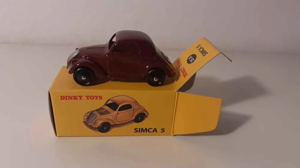 Simca 5 marron Dinky-Toys (Edition Atlas)