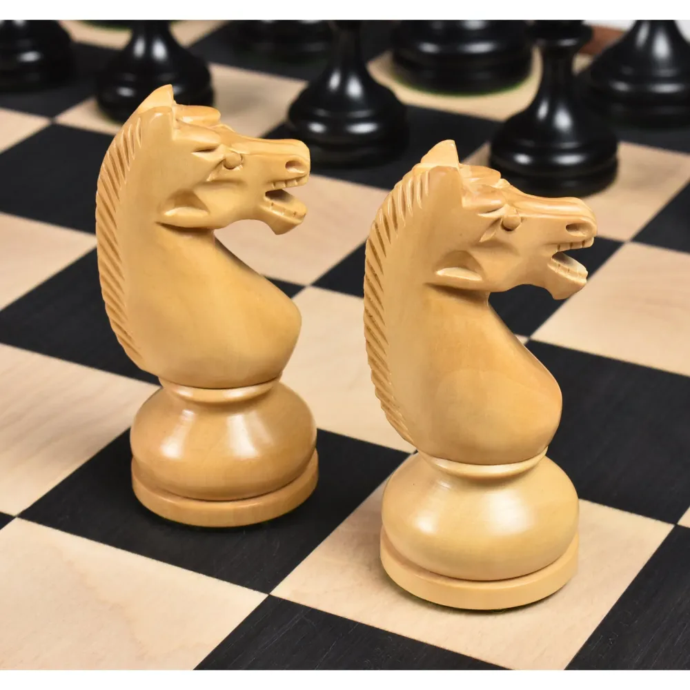 Jeu d'échecs russe soviétique légèrement imparfait de 4,5" datant des années 1960 - Pièces d'échecs uniquement - Buis doub...