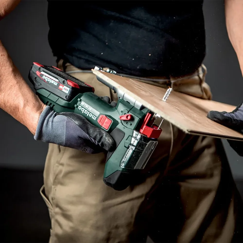 Metabo ST 18 L 90 18V Body Grip Jigsaw 1 x 8.0Ah Battery Charger & Metabox