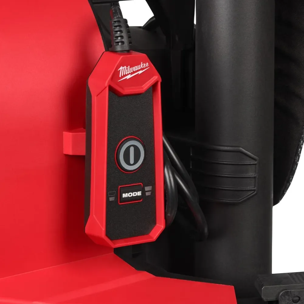 Milwaukee M18FBPV2-0 18V M18 Brushless Backpack Vacuum 1 x 5.0Ah Battery & Charger
