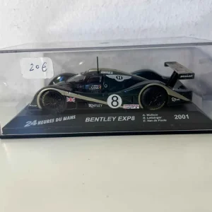 Bentley EXP8 verte numéro 8 (24 heures du Mans de 2001) pour usage intensif
