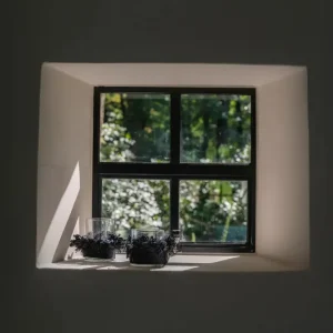 Oh My Gee Candle Holder - Noir jais Velvet - M