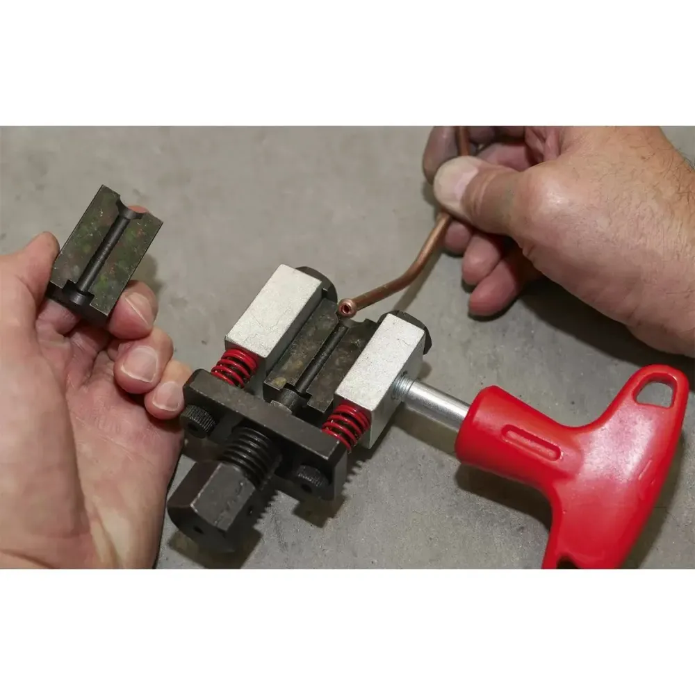 Haute Performance Sealey PFT08 On-Vehicle Brake Pipe Flaring Tool