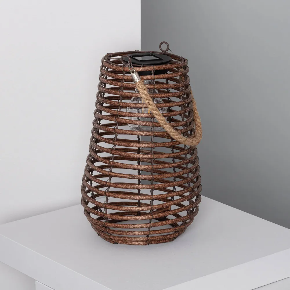 Lampe extérieure LED solaire à poser Raikot pour amélioration performances