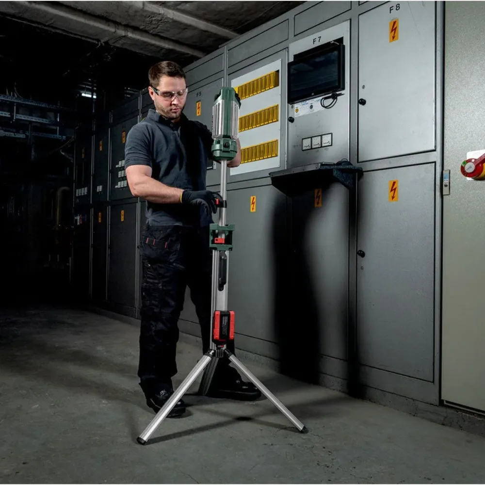 Metabo BSA 18 LED 5000 DUO-S 18V Tripod Site Light 1 x 8.0Ah Battery & Charger par Akrapovič