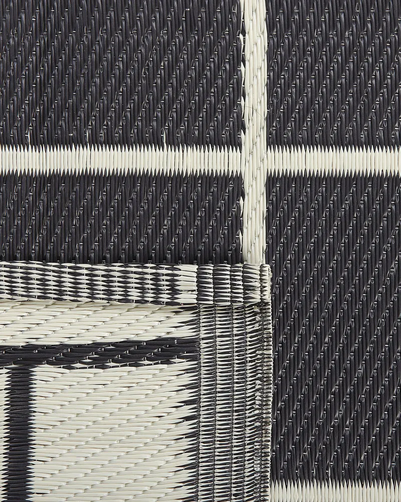 Outdoor Area Rug 120 x 180 cm Black and Blanc pur RAMPUR