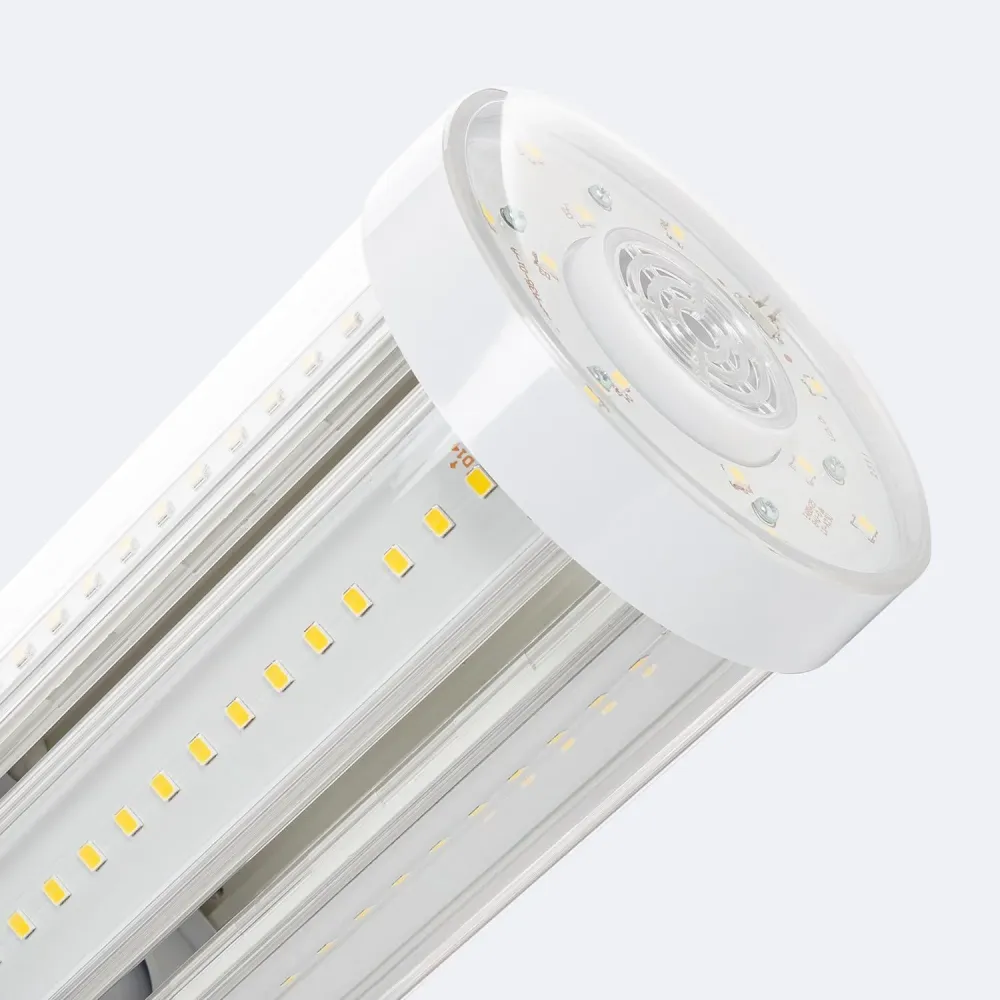 Ampoule LED pour éclairage public IP65, douille E27, puissance de 45W.