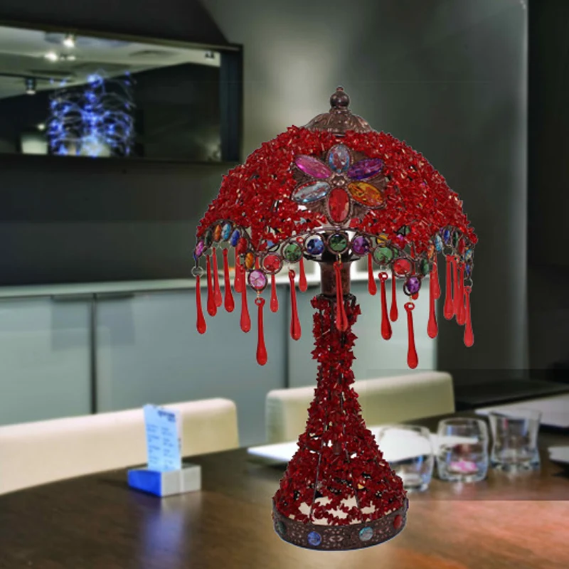 Lampe de table de chevet de salon festonnée Art déco en métal 1 ampoule éclairage de table de nuit rouge/violet