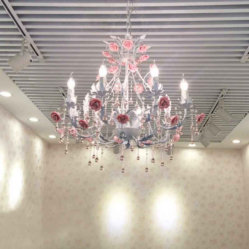 Lustre suspendu en forme de bougie, 6/8 ampoules, lampe de plafond en cristal blanc traditionaliste pour chambre à coucher