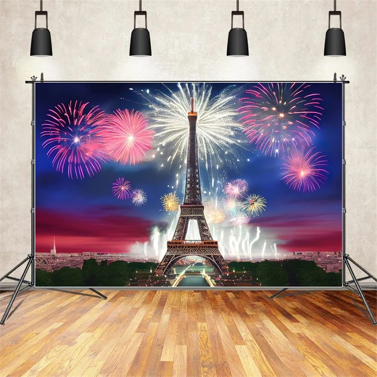 Toile de fond Nuit à Paris Feux d’Artifice Étincelants Tour Eiffel GQ4-36