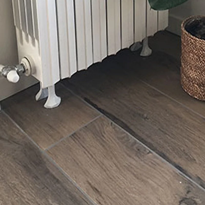Lot de 25 Pieds de radiateur fonte