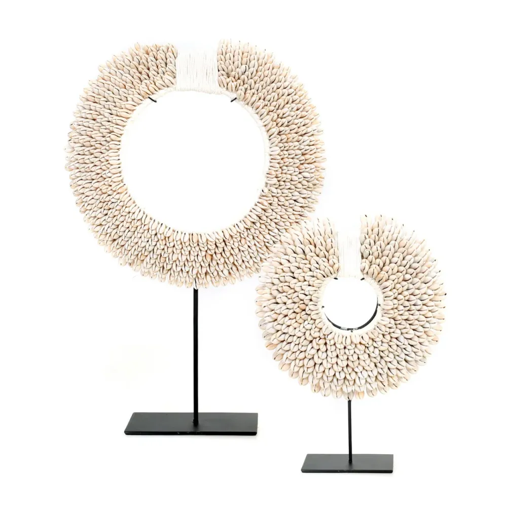 Papua Shell Disc on Stand - Blanc pur - S