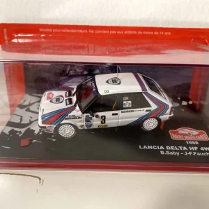 Sangle de fixation Lancia Delta HF 4WD blanche, bleue et rouge numéro 3 - Rallye de Monté-Carlo de 1988
