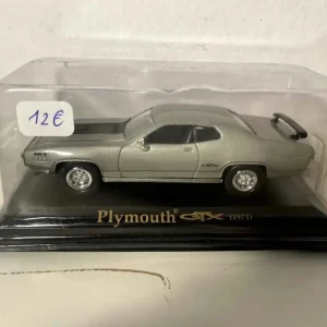 Plymouth GTX grise de 1971 (voiture américaine)