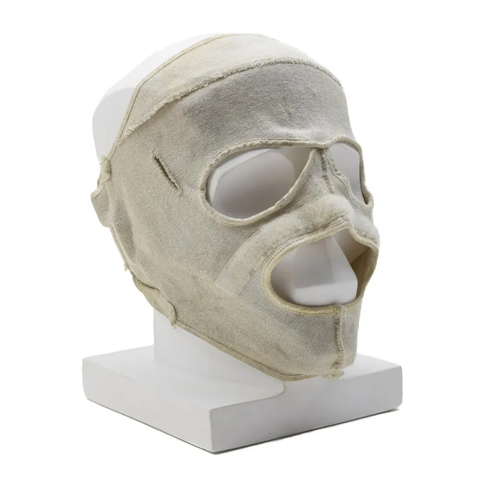 Masque facial militaire néerlandais novateur résistant aux flammes en aramide pour temps froid, blanc