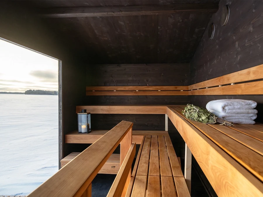 Spacious mobile sauna Lapelland Wagon M (Type C) 10–12 people