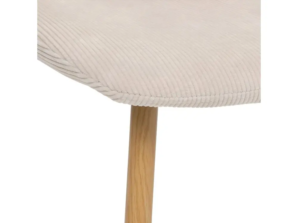 Lot de 4 chaises en velours coloris écru, pieds en bois imitation chêne