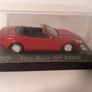 Aston Martin DB9 Volante rouge (Solido référence 15101)
