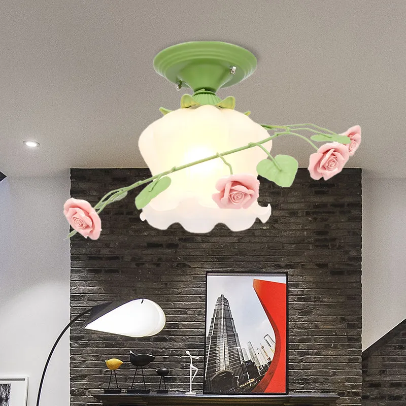 Plafonnier festonné à 1 ampoule, éclairage semi-monté classique en verre opale satiné blanc/vert