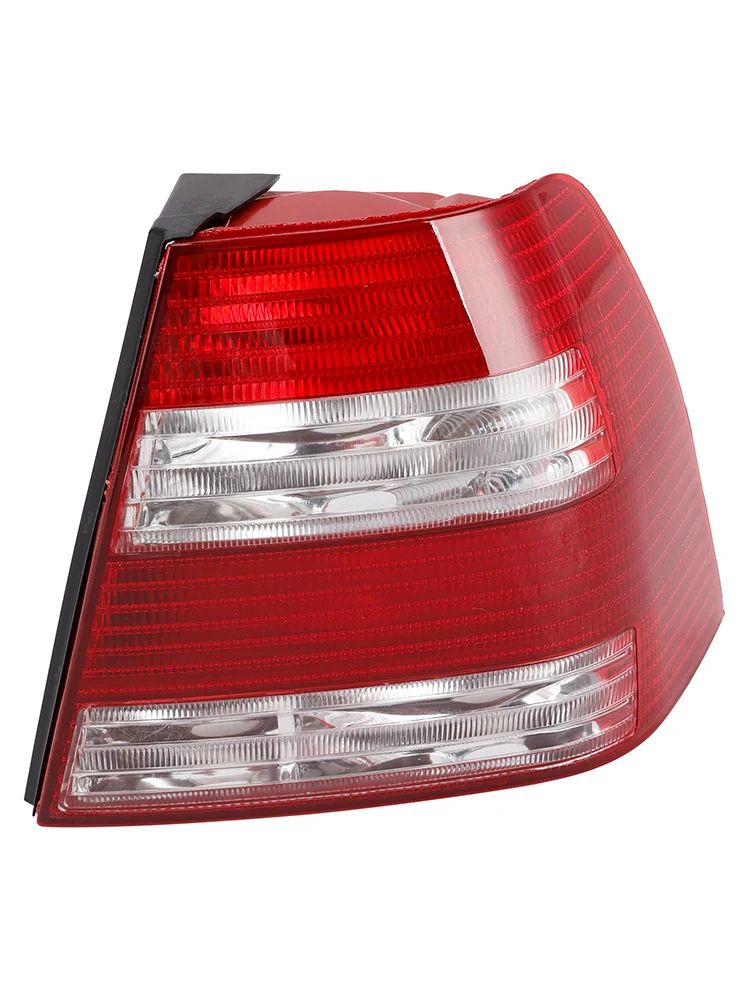 1997-2005 VW BORA JETTA MK4 SEDAN Feu arrière droit 1J5945096AA 1J5945096AB
