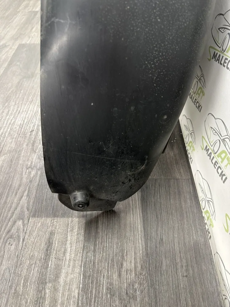 1K6 810 972 Doublure de passage de roue, aile intérieure arrière droite, modèle Skoda Fabia 5J